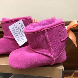 NWT Ugg Pink Jesse I Bow Booties 6-12 mos